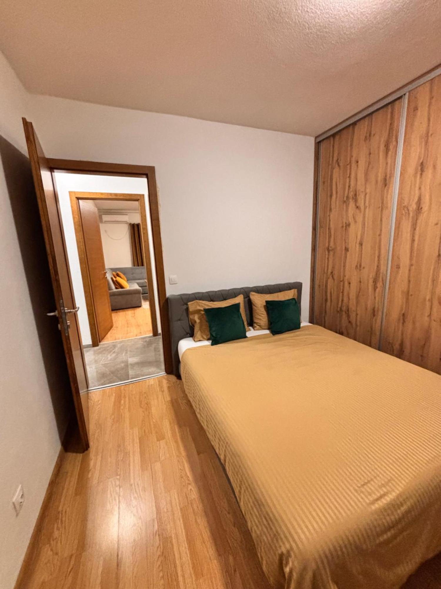 R-Residency Ll Apartment Banja Luka Luaran gambar